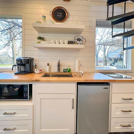New The Flagship 2 Story Container Home Waco Exterior photo