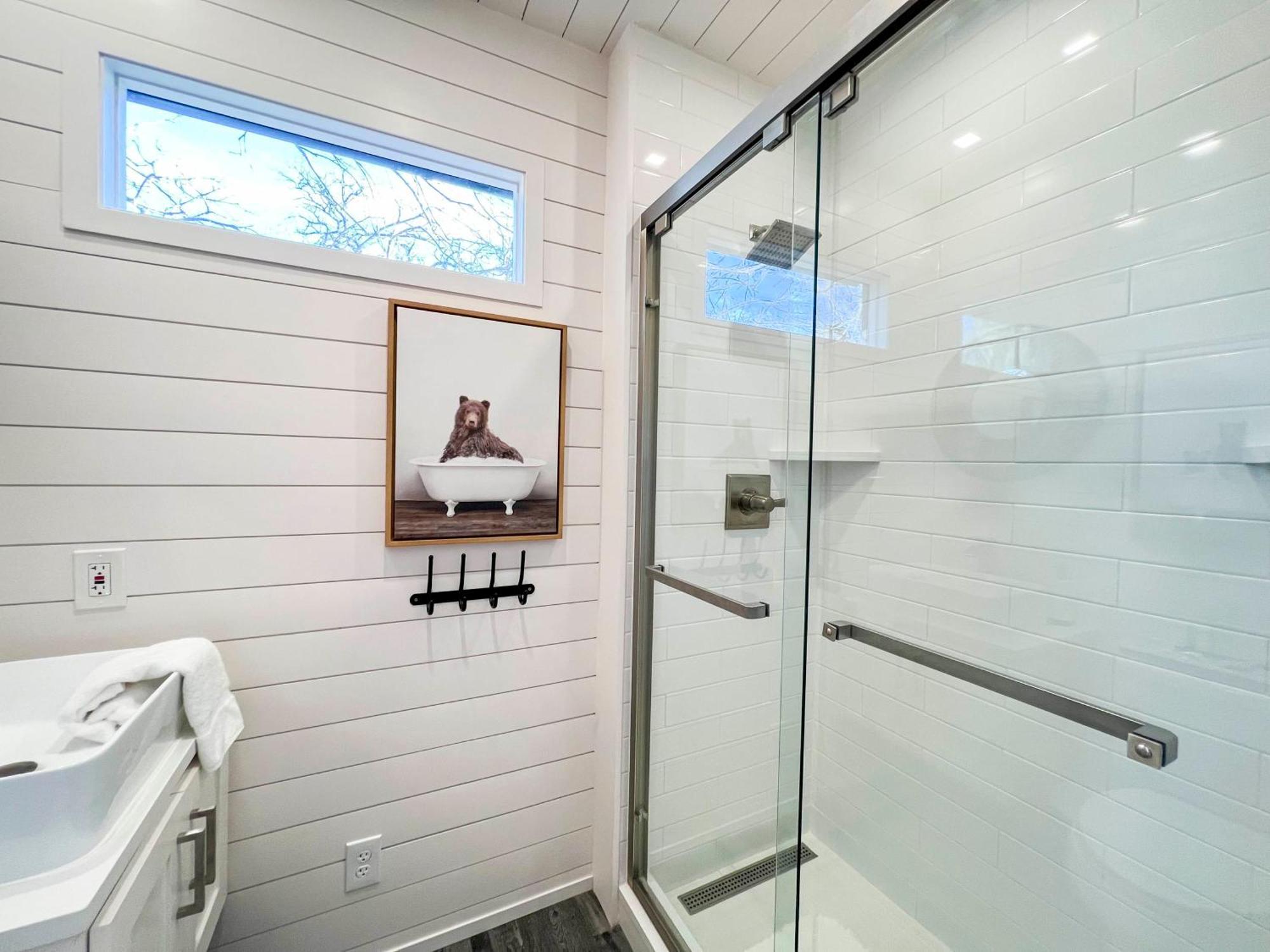 New The Flagship 2 Story Container Home Waco Exterior photo