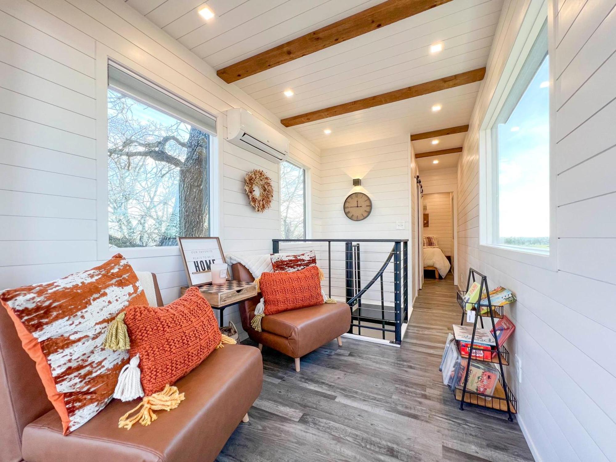 New The Flagship 2 Story Container Home Waco Exterior photo