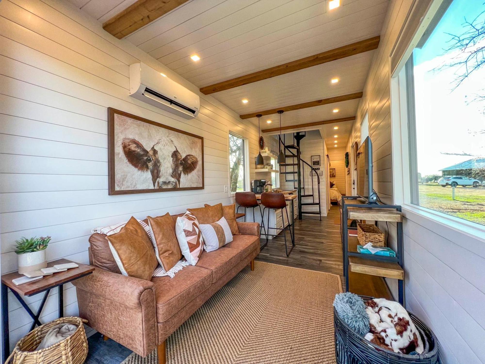 New The Flagship 2 Story Container Home Waco Exterior photo